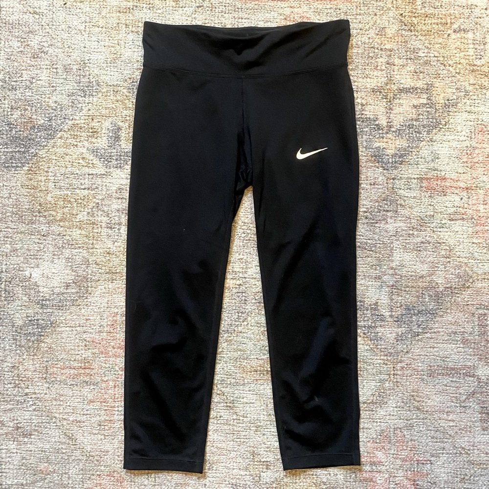 NIKE Power Crop Leggings in Black